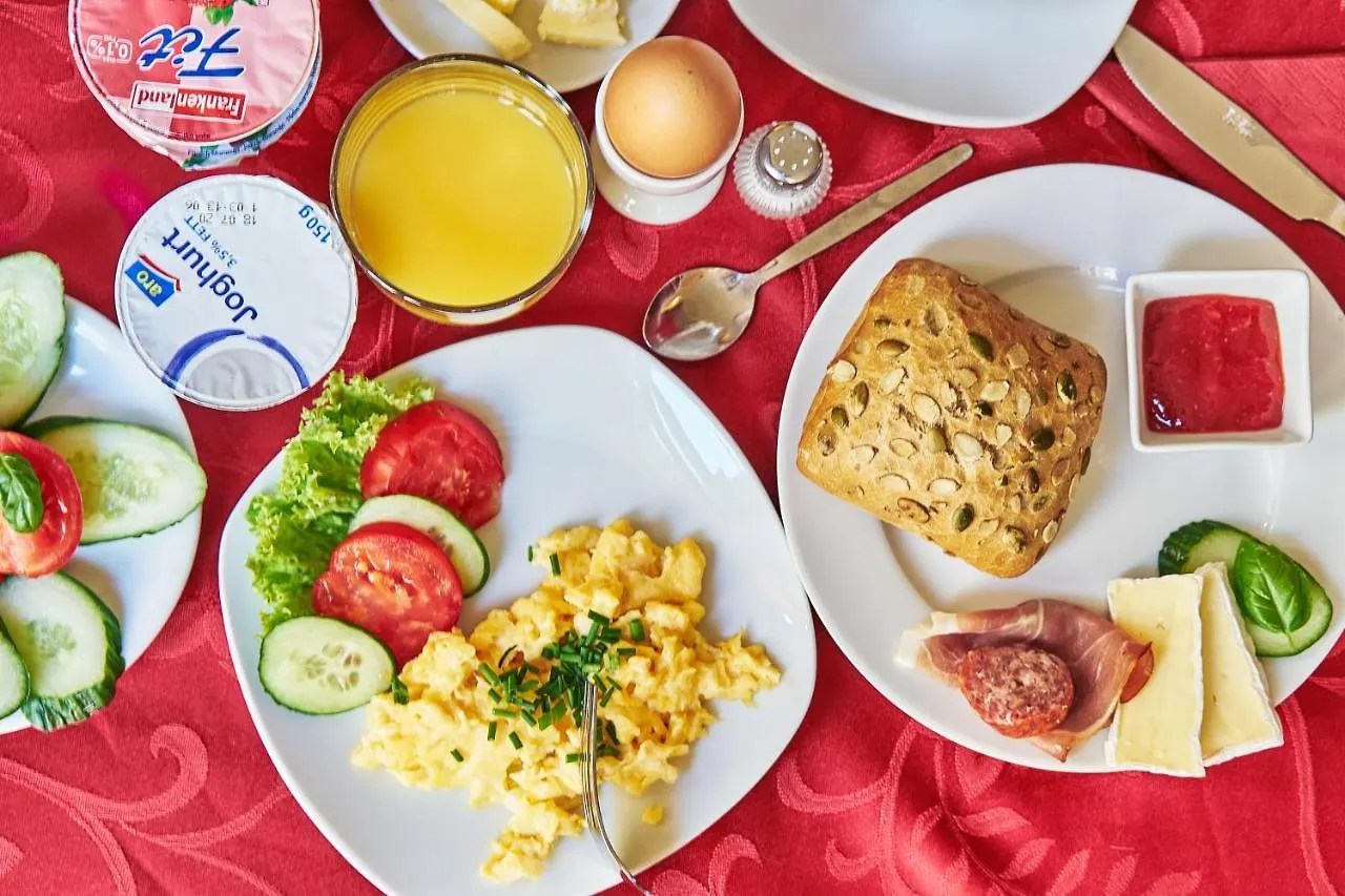 Gwuni Mopera Aparthotel Λειψία