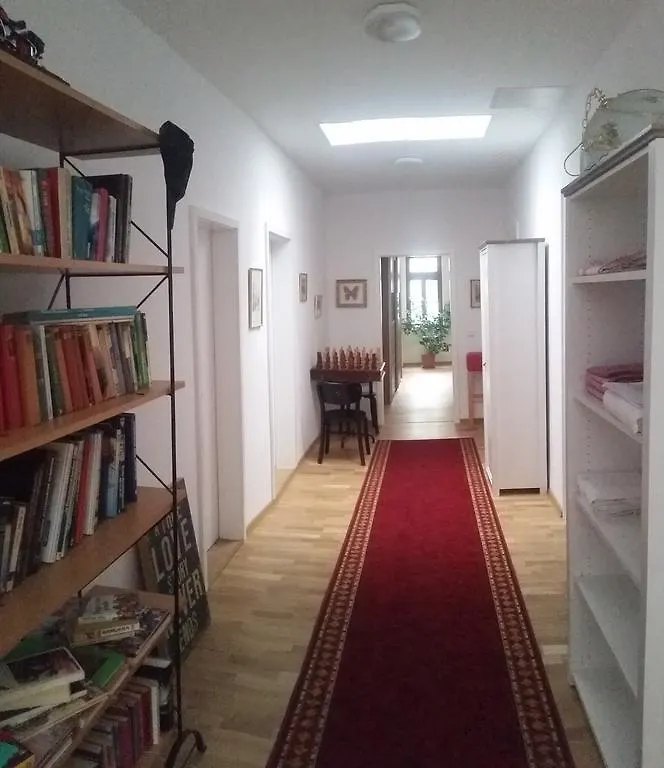 Gwuni Mopera Aparthotel Λειψία
